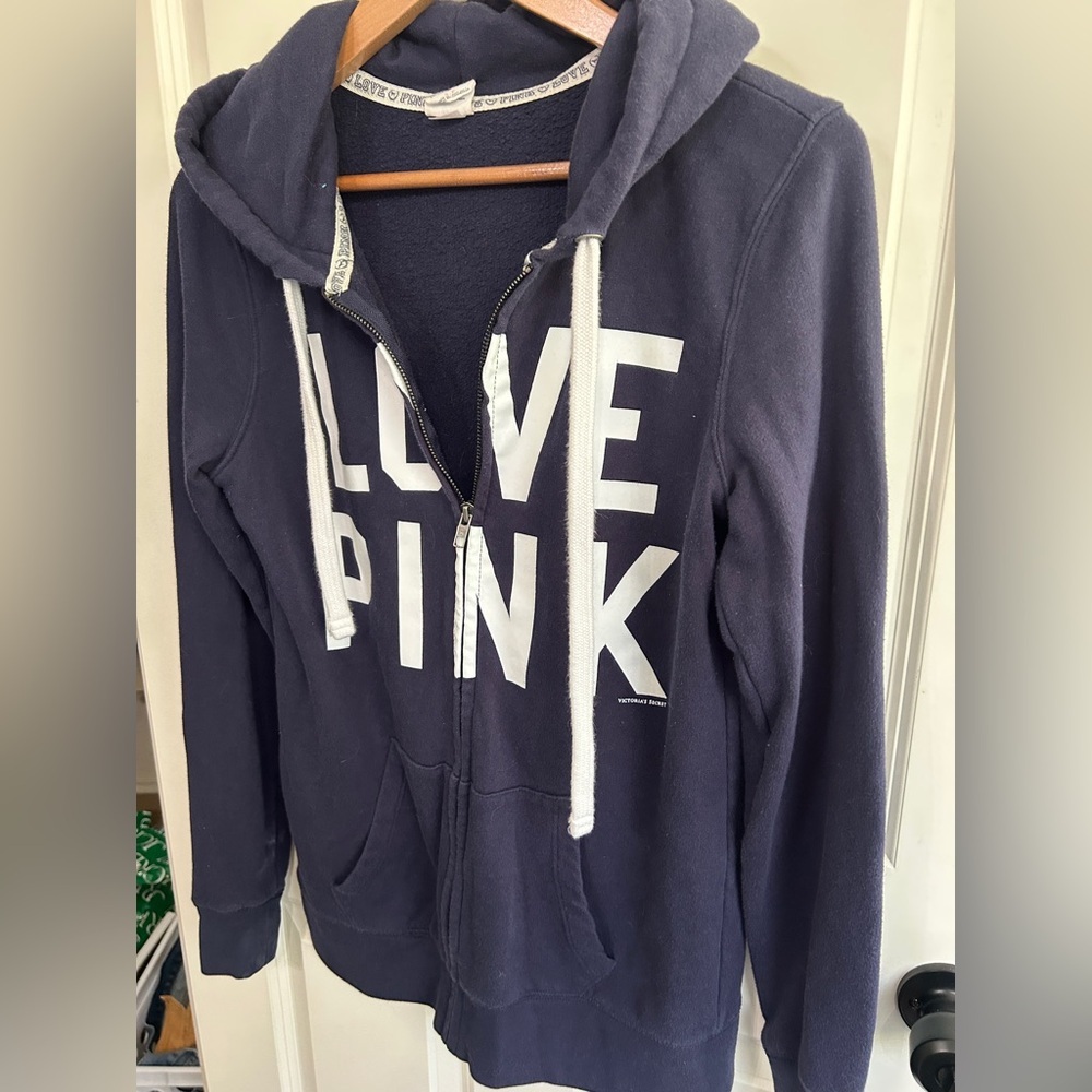 EUC rare 2011 Victoria's Secret Pink Navy zip up hoodie sz S. “LOVE PINK”  “86” - Picture 9 of 9
